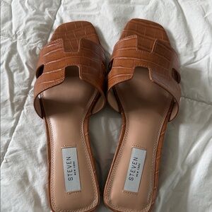 Seven7 Tan Croc-Embossed Slide Sandals